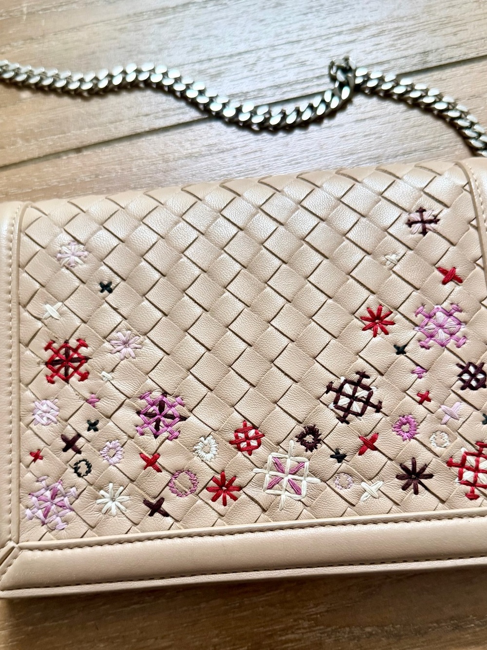 Bottega Veneta Leather Crossbody Bag with Floral Embroidery - Beige - Picture 2 of 7